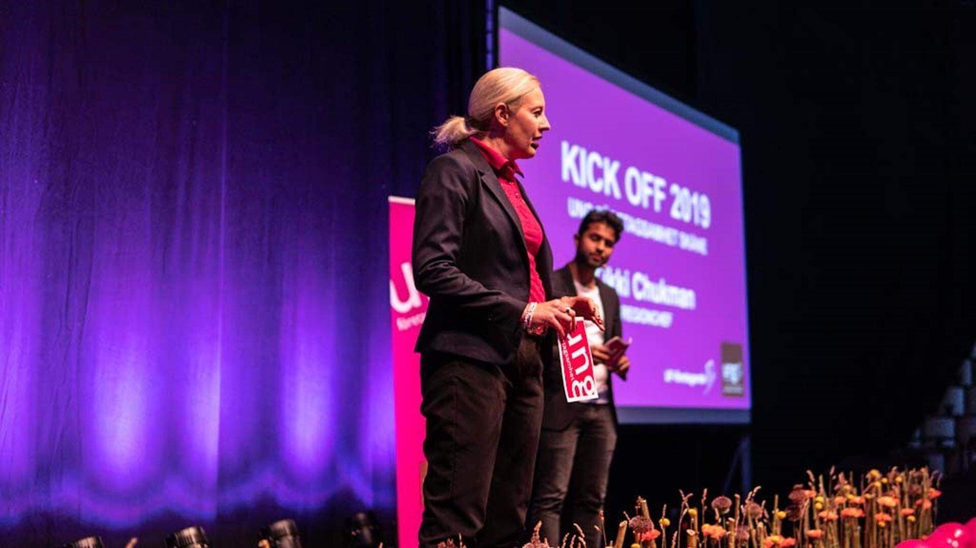 Scen bild från UF kick off