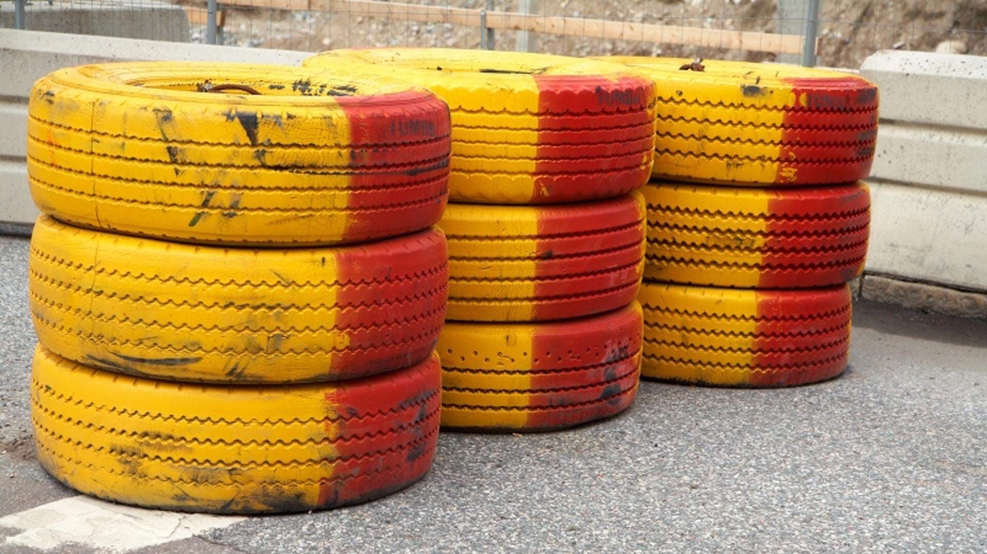 skyddsbarriär av bildäck