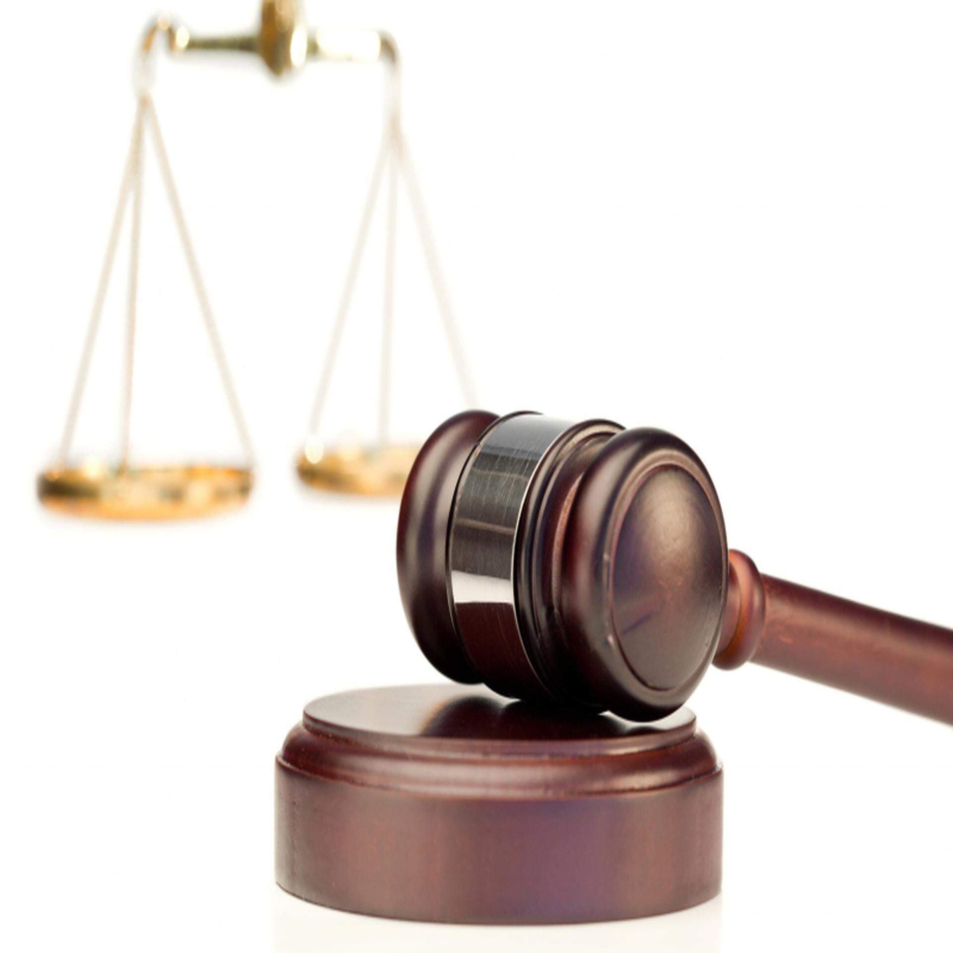 Klubba och vågskålar