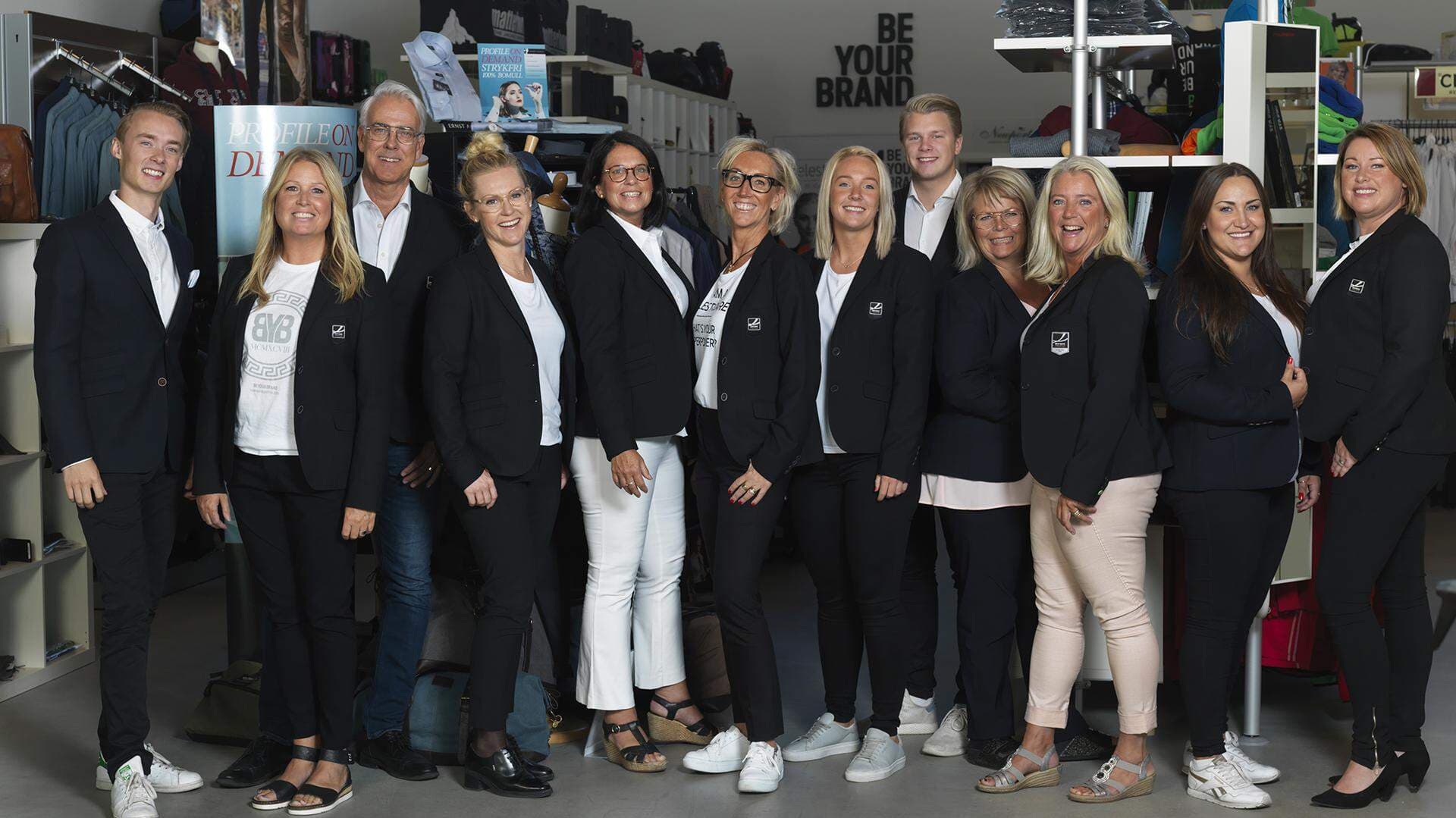 gruppfoto medarbetare på Felestad