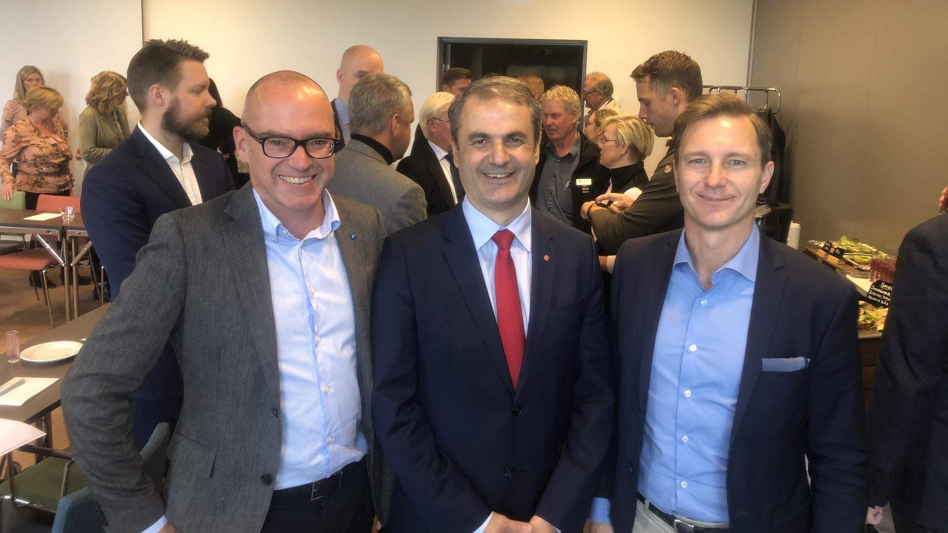 Douglas Heilborn, vd Oxelösunds Hamn, Ibrahim Baylan, näringsminister, Björn Lindgren, Svenskt Näringsliv.