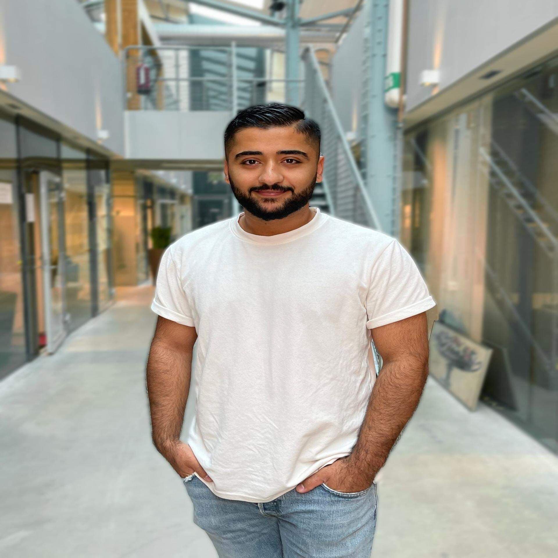 Rekar Rebuwar Mahmoud som är grundskoleansvarig på Ung Företagsamhet i Södermanland.