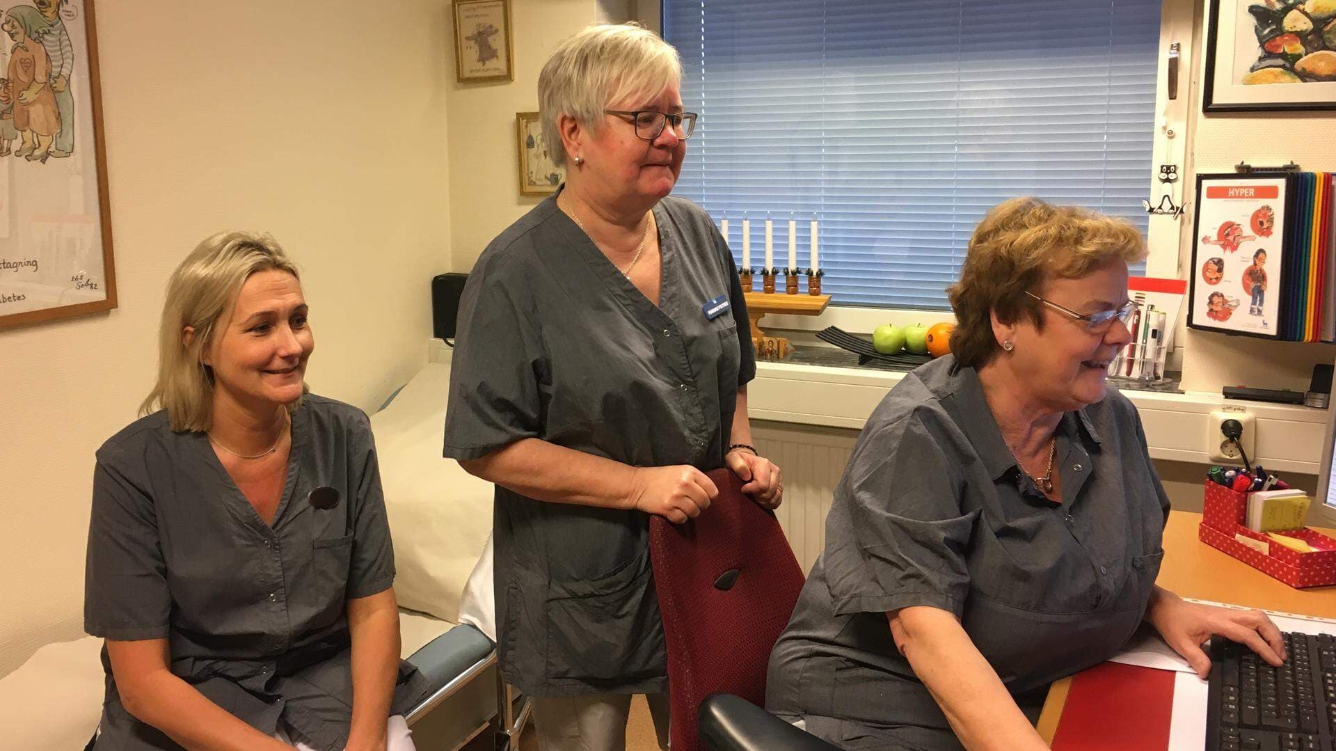 Linda Björling och Caroline Helmersson Olsson och Marie Nilsson.