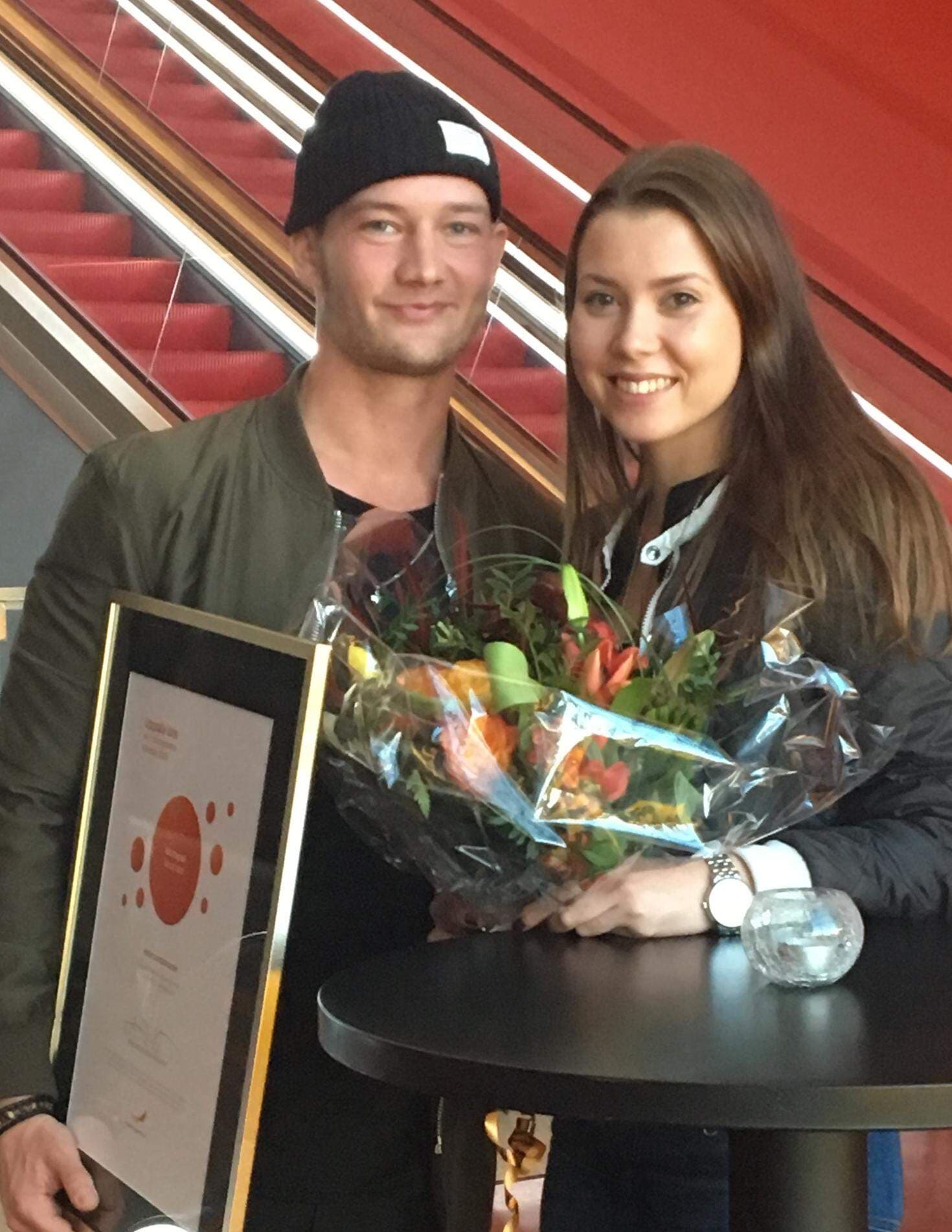 Nils Engvall och Årets UF-företagare Mathilda Karphed, som själv startar ett aktiebolag efter årsskiftet.