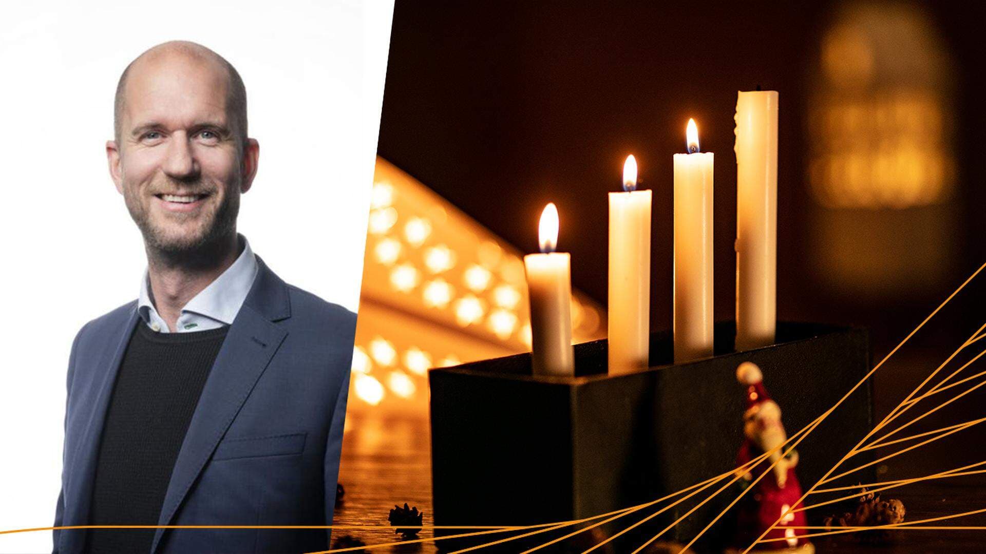 Mats Andersson och en adventsljusstake där tre ljus brinner