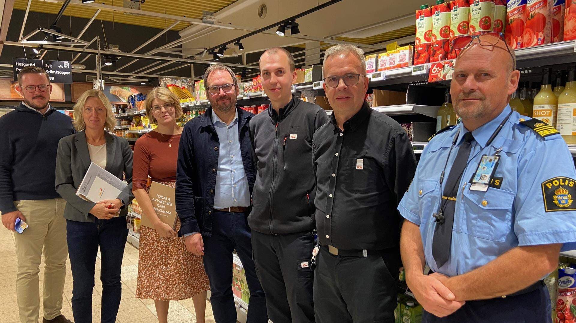 Mattias Holmström, Eva Nordlander, Lisa Tynnemark, Peder Björk, Johannes Lindström, Staffan Lindström och Patrik Sundlöf.
