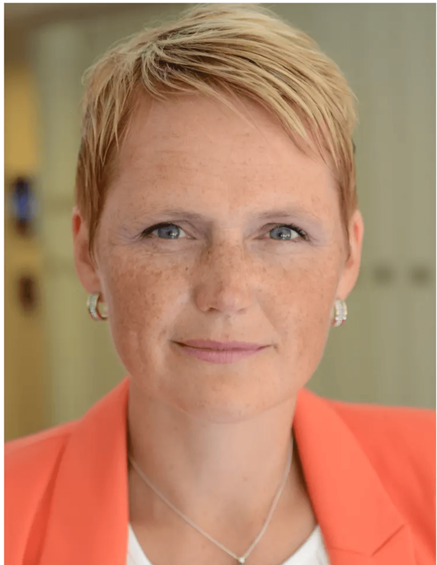Anna-Karin Hatt