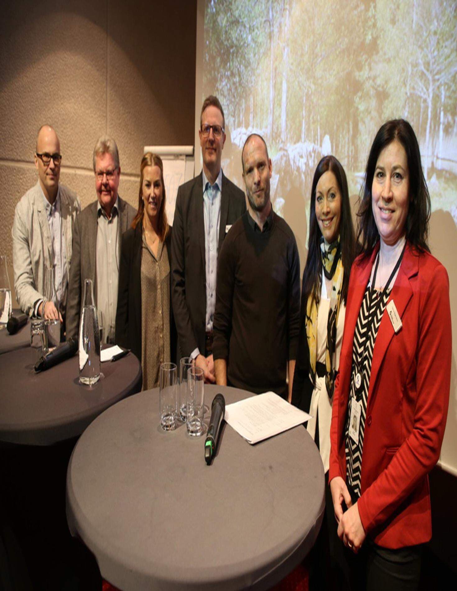 Tomas Nordensson Flygare, Lars-Olov Johansson, Teres Gärdin, Johan Zetterström, Martin Davén, Therése Brink och Hanna Magnusson.