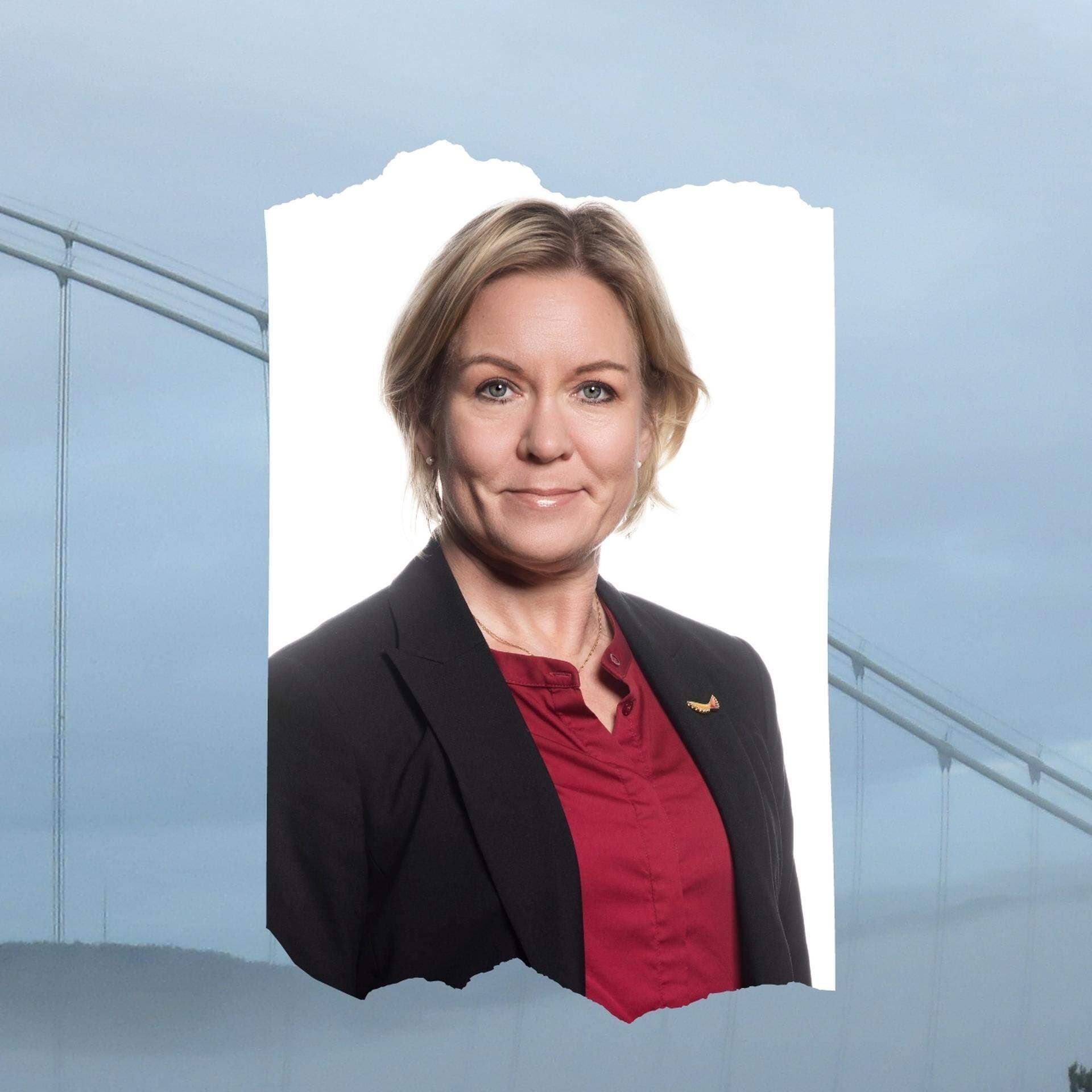 Anna Hedensjö Johansson med Höga Kusten-bron i bakgrunden