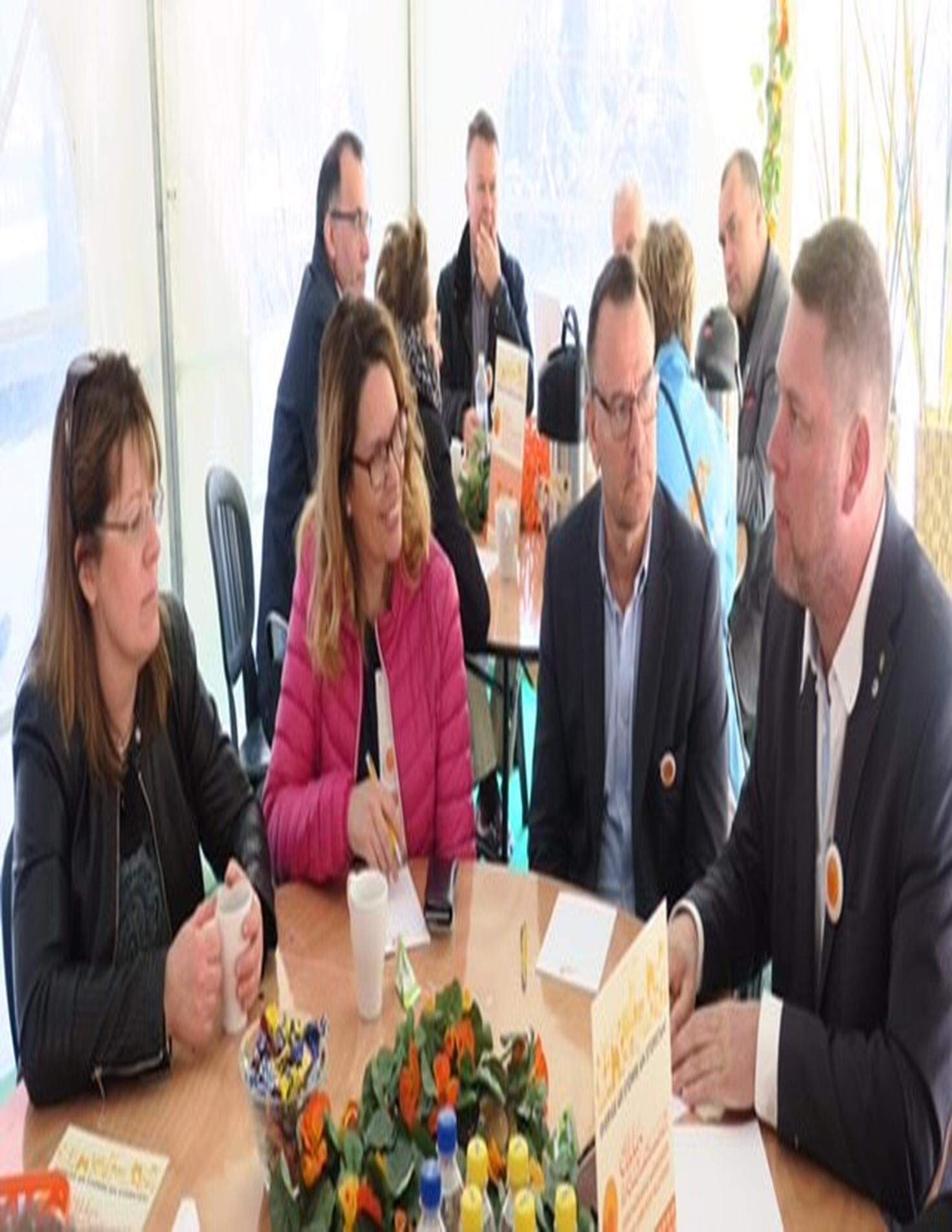 Samtal mellan företagare och politiker