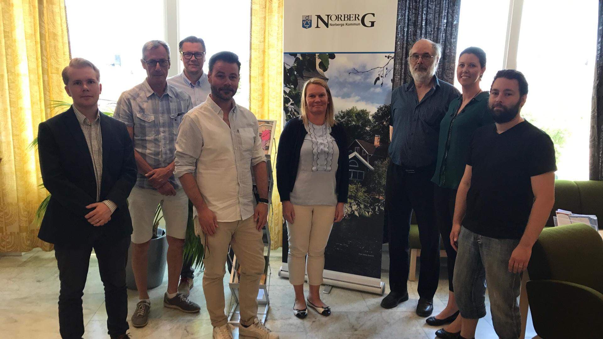 Gruppbild med alla deltagare på mötet om Norbergs företagsklimat