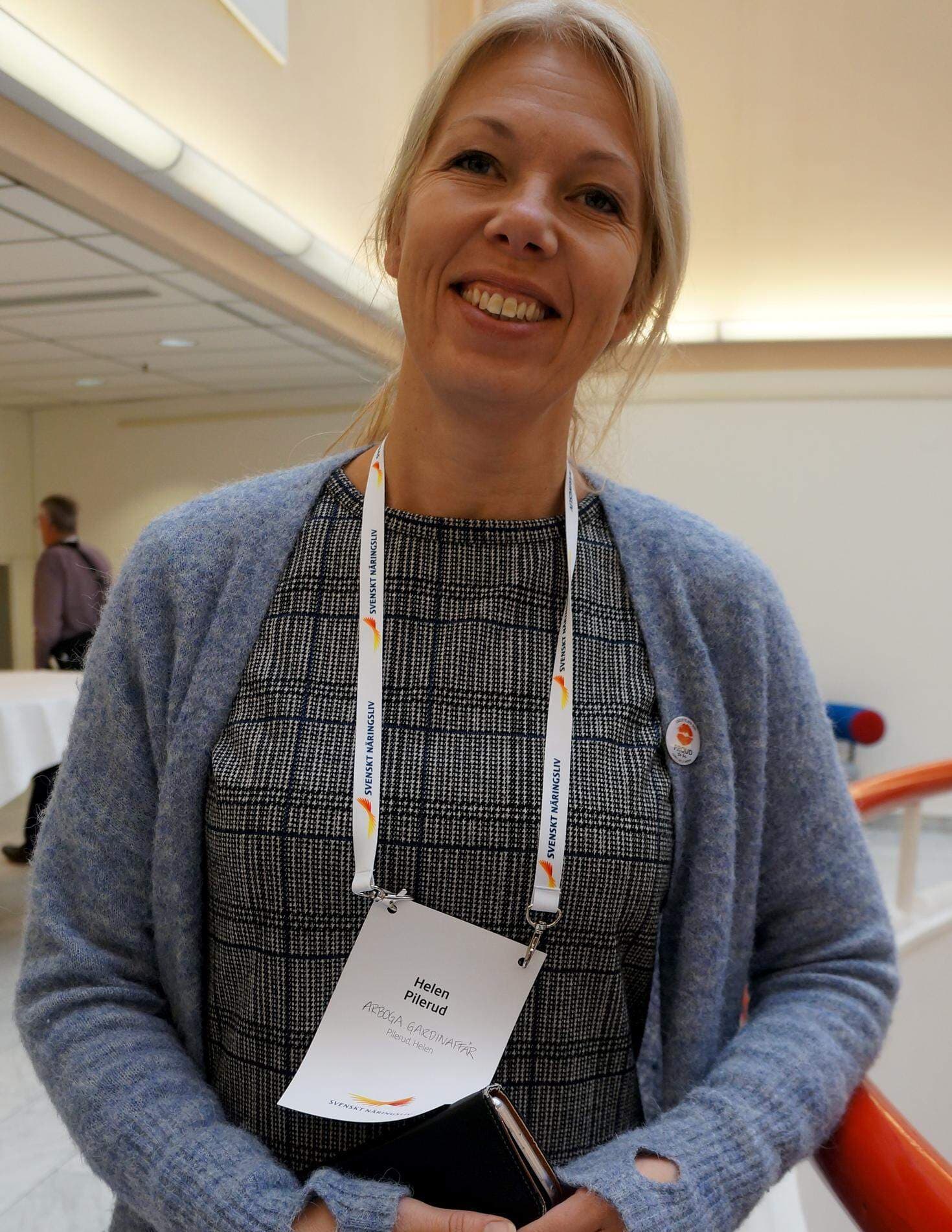 Helen Pilerud, ägaren av Arboga Gardinaffär