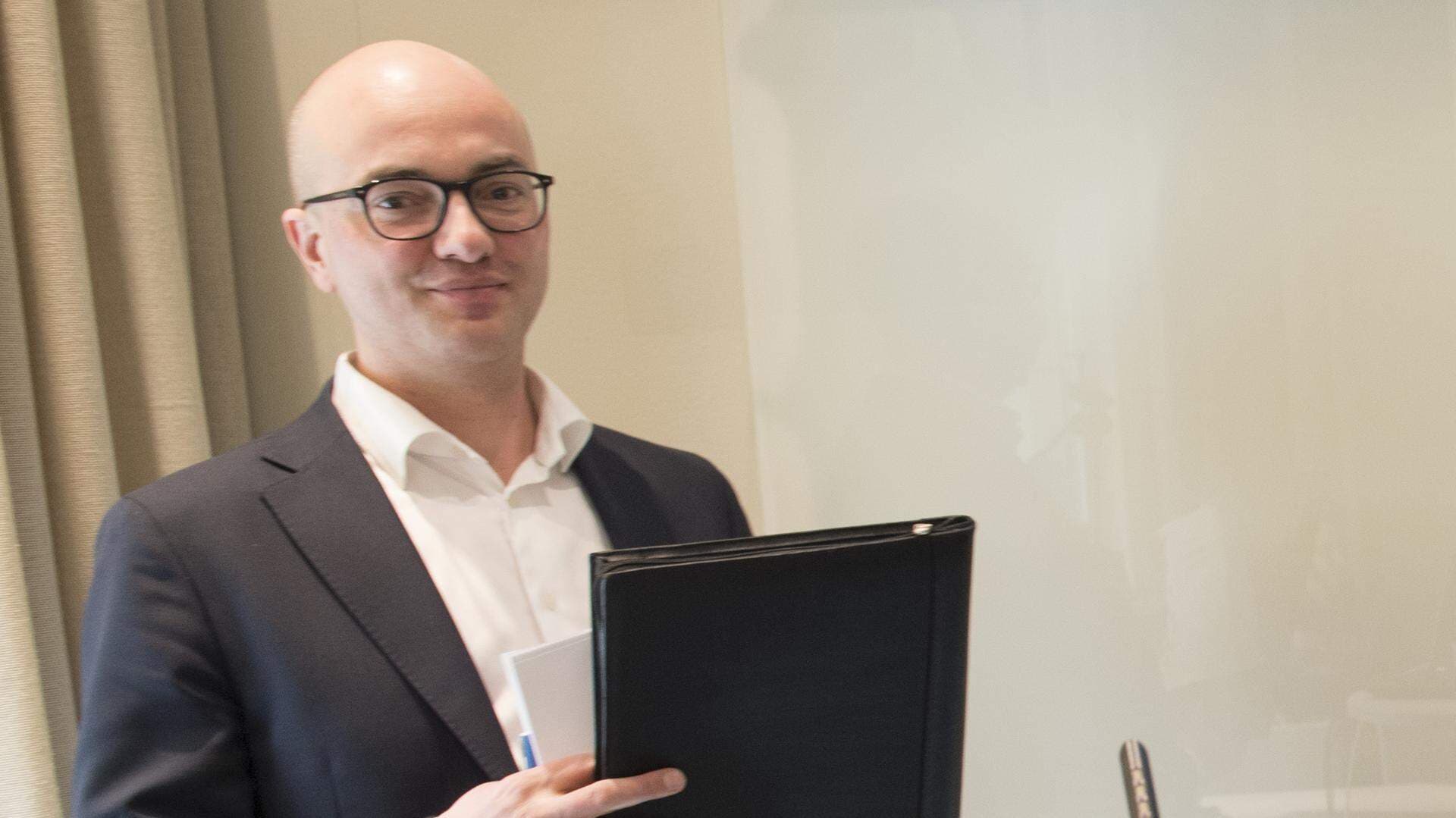 Torbjörn Hållö, ekonom på LO.