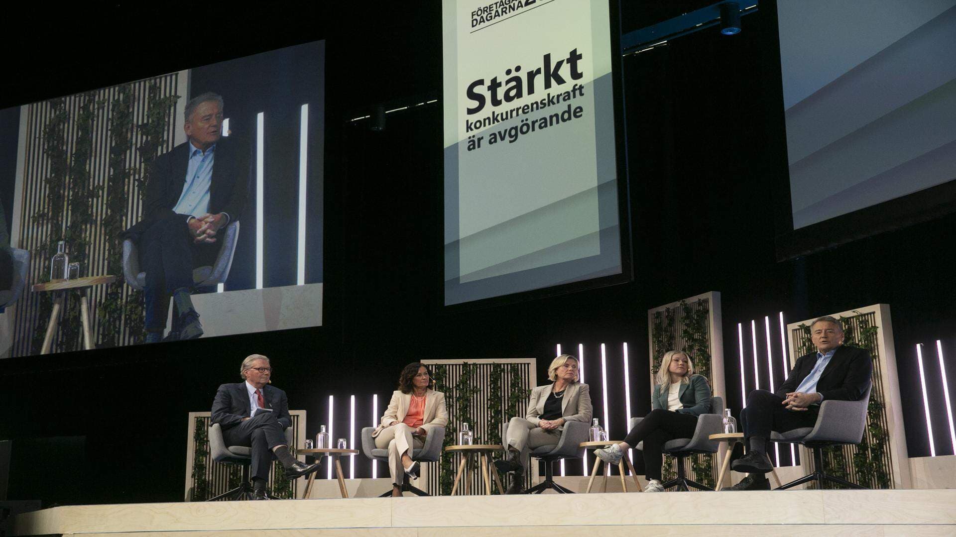Leif Johansson, Helena Hedblom, Åsa Bergman, Ida Norström och Carl-Henric Svanberg.