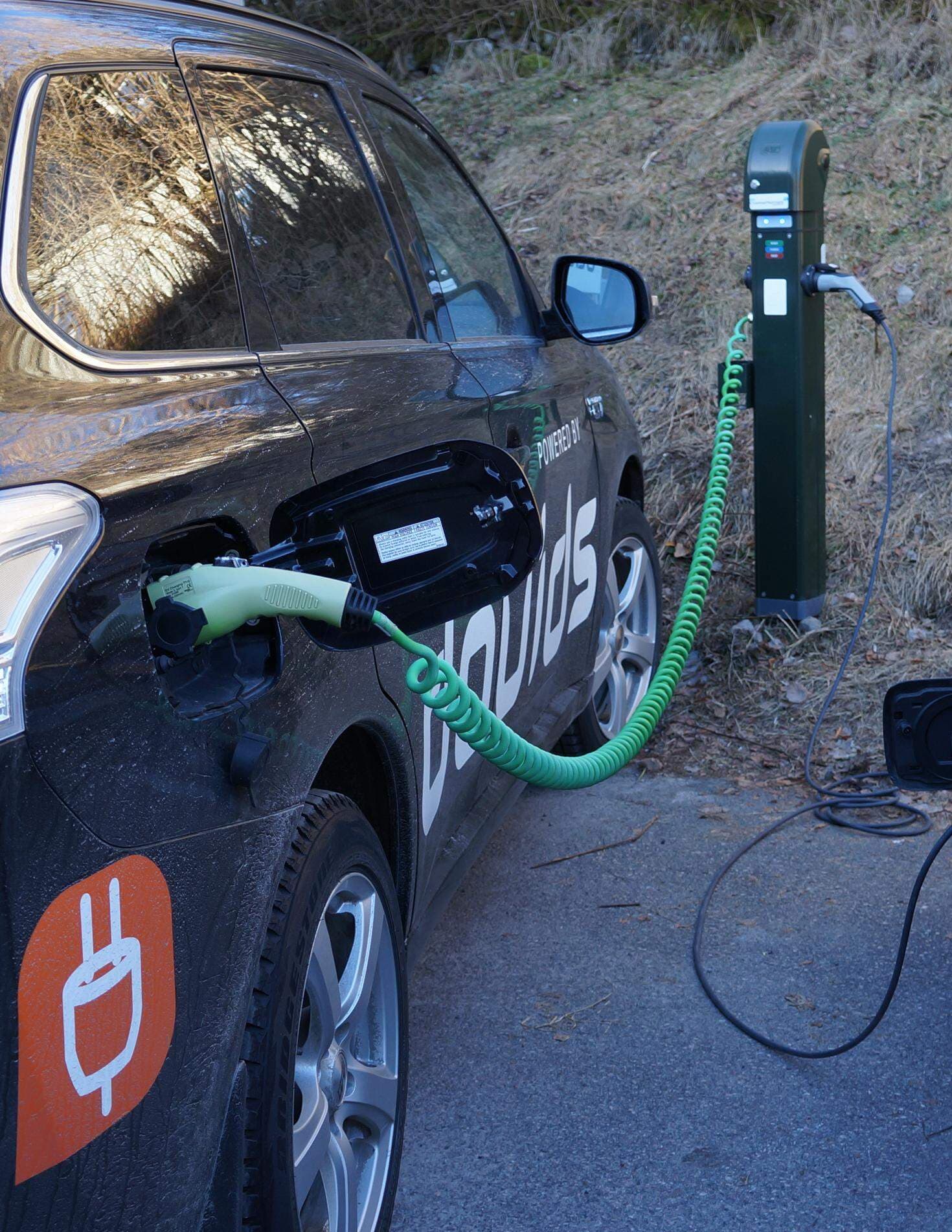 EV Charge Partner Sweden AB är ett snabbt växande bolag med fokus på support och underhåll av laddstationer för elfordon.