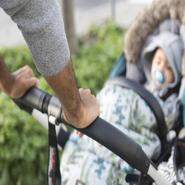 Så förlorar kvinnor ekonomiskt på tredje pappamånaden