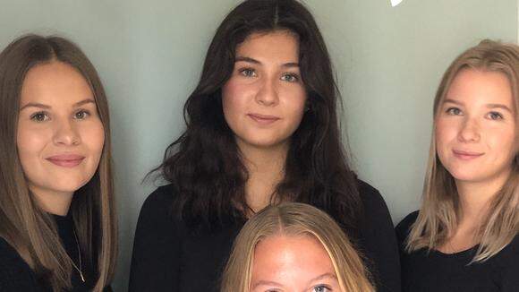 Isabelle Kostov, Rafaella Sandberg, Tove Sabel , Sanna Lundmark 