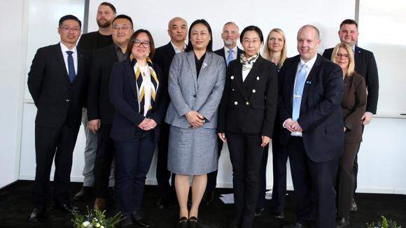 En samling människor