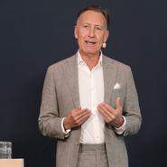 Jacke: ”Elinfrastrukturen får inte bli en del av ett politiskt spel”